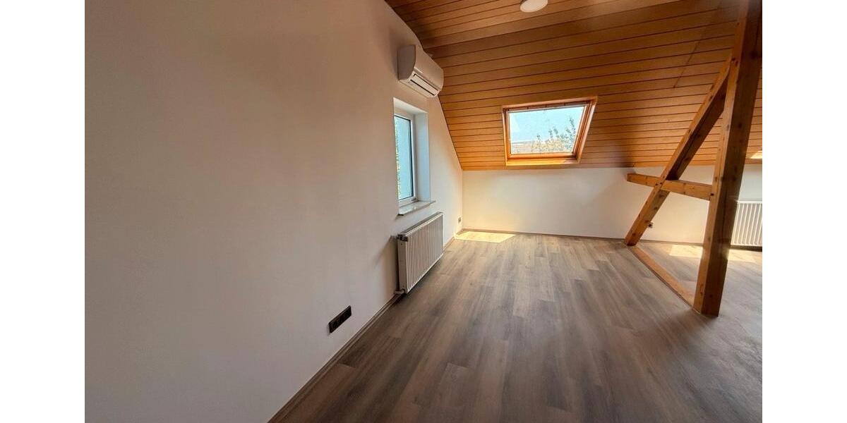 Dachgeschoßwohnung Düsseldorf Flingern Süd - 1 Zimmer, 53 m&sup2;, 770&euro; | Angebot:27540799