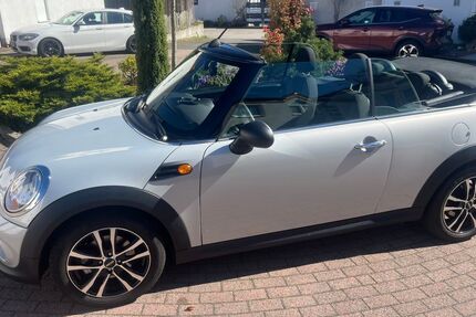 Mini One Cabrio 112.950 km 7.790 &euro; Bochum 44805