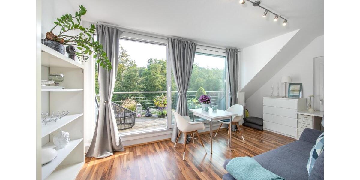 Dachgeschoßwohnung Düsseldorf Stadtbezirk 9 - 2 Zimmer, 60 m&sup2;, 1.200&euro; | Angebot:24803231