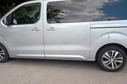 Peugeot Traveller 164.000 km 16.900 &euro; Bochum 44867