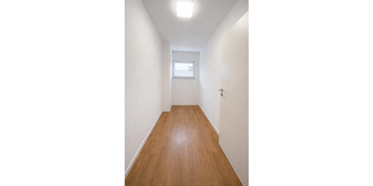 Etagenwohnung Oberhausen Alt-Oberhausen - 2 Zimmer, 68 m&sup2;, 700&euro; | Angebot:25220410