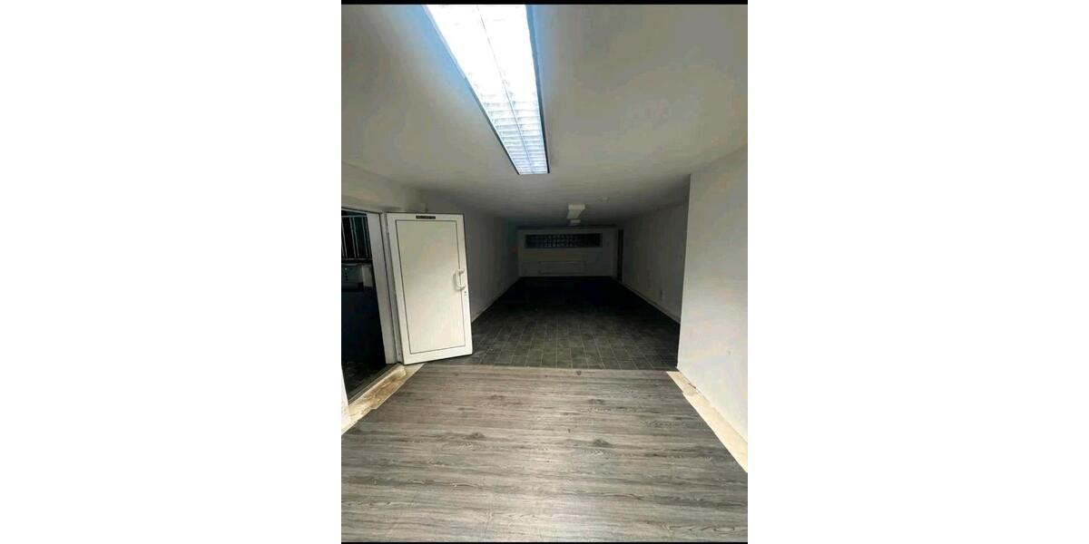 Gewerbeobjekt Essen Stadtbezirk VIII - 230&euro; | Angebot:25970101