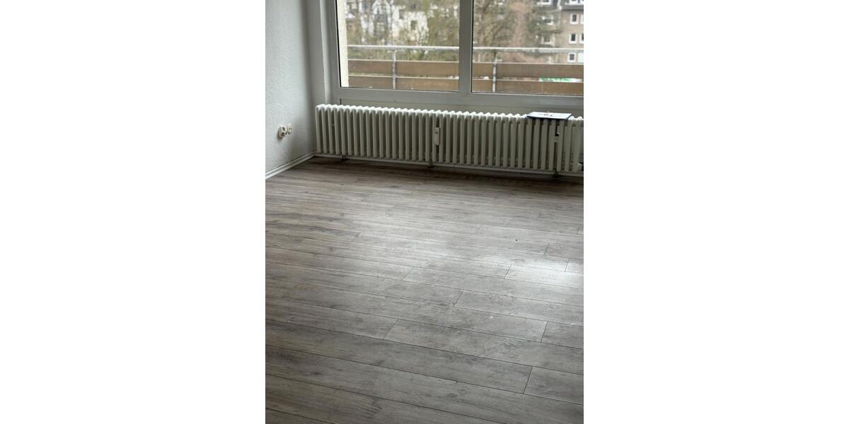 Etagenwohnung Oberhausen - 2 Zimmer, 64 m&sup2;, 450&euro; | Angebot:25992882
