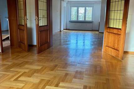 Wohnung Düsseldorf Düsseltal - 5 Zimmer, 139 m&sup2;, 2.030&euro; | Angebot:27161827