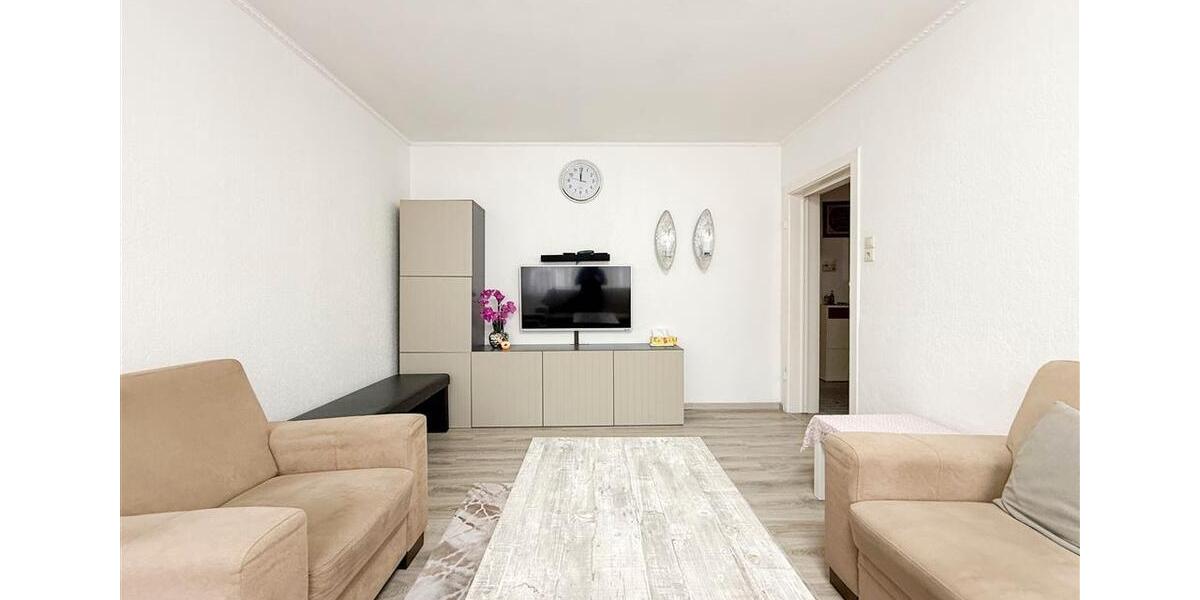 Etagenwohnung Neuss - 3 Zimmer, 70 m&sup2;, 1.050&euro; | Angebot:26039561