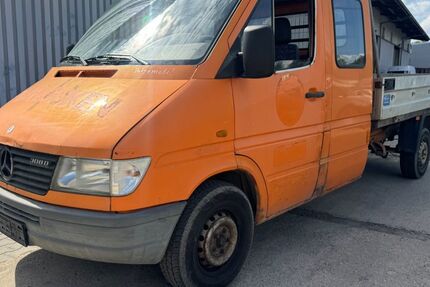 Mercedes-Benz Sprinter 275.000 km 3.299 &euro; Essen 45356