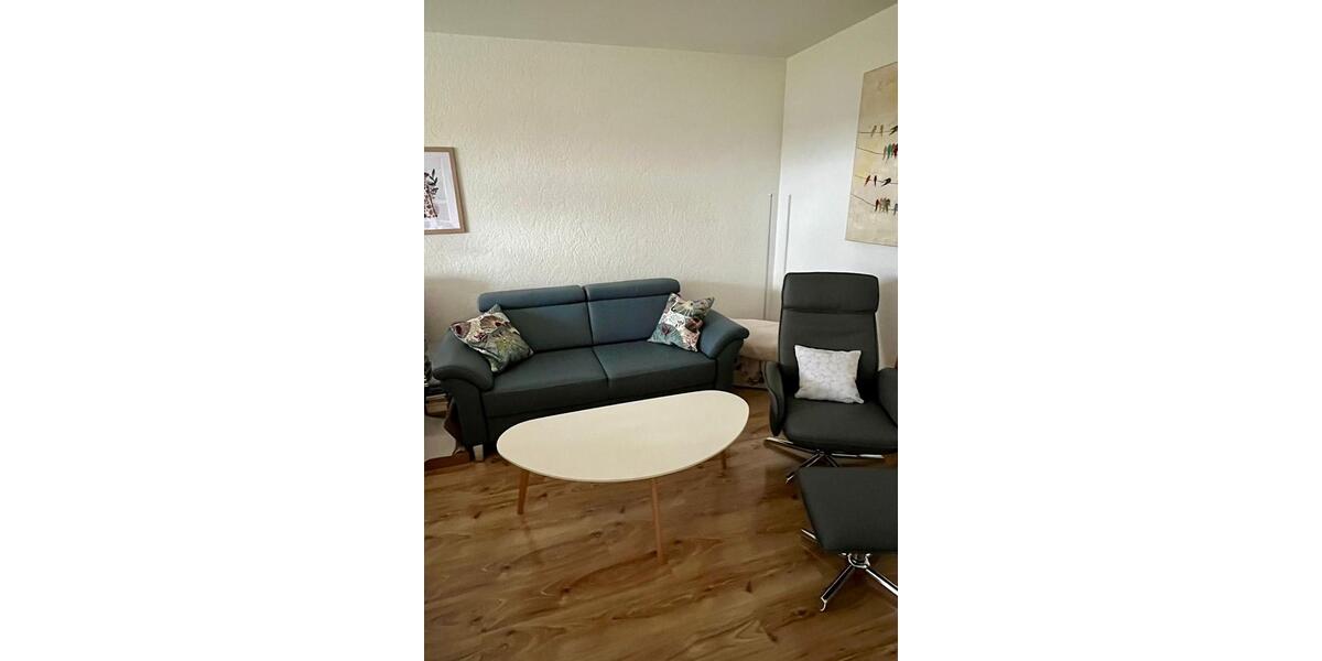 Dachgeschoßwohnung Duisburg Rheinhausen - 3 Zimmer, 71 m&sup2;, 680&euro; | Angebot:25182233