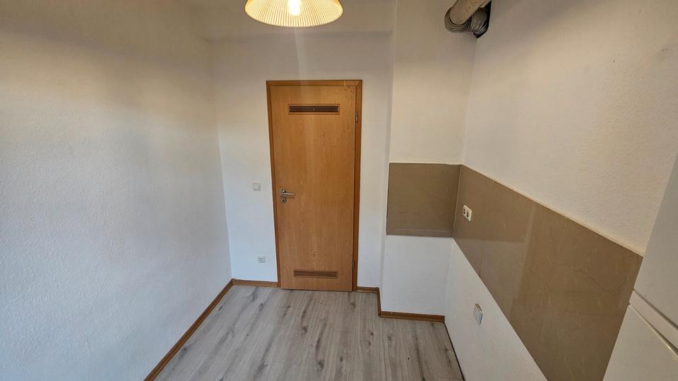 Etagenwohnung Duisburg Ruhrort - 3 Zimmer, 52 m&sup2;, 107.000&euro; | Angebot:27413712