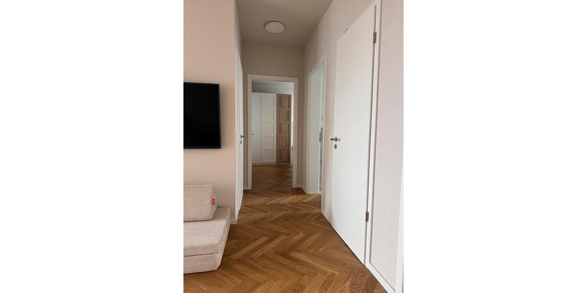 Erdgeschoßwohnung Düsseldorf Stadtbezirk 3 - 3 Zimmer, 91 m&sup2;, 2.450&euro; | Angebot:27539140