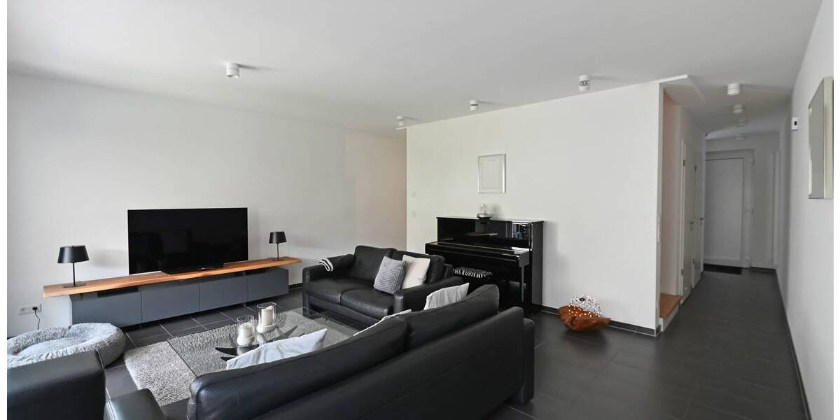 Reihenmittelhaus Essen Kettwig - 7 Zimmer, 195 m&sup2;, 898.000&euro; | Angebot:25926721