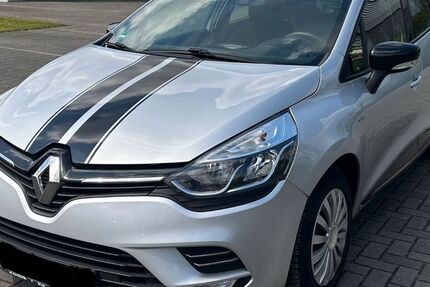 Renault Clio 75.500 km 7.400 &euro; Oberhausen 46049