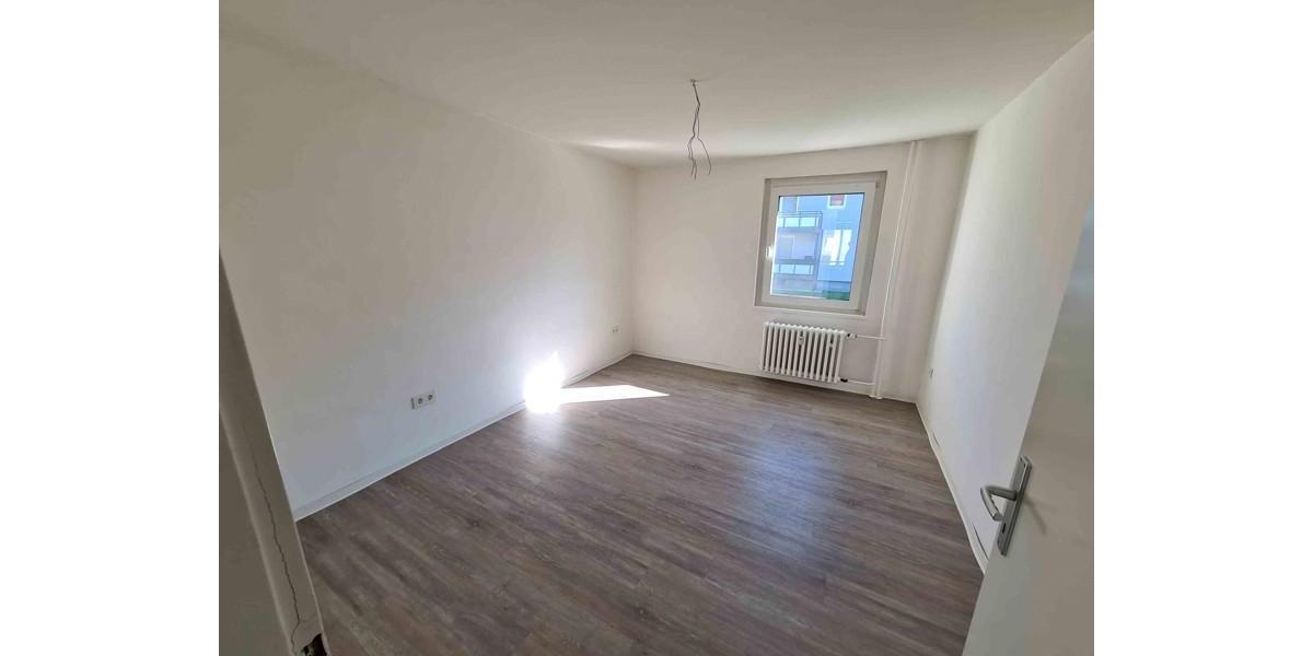 Erdgeschoßwohnung Düsseldorf Stadtbezirk 9 - 2 Zimmer, 54 m&sup2;, 642&euro; | Angebot:25960389