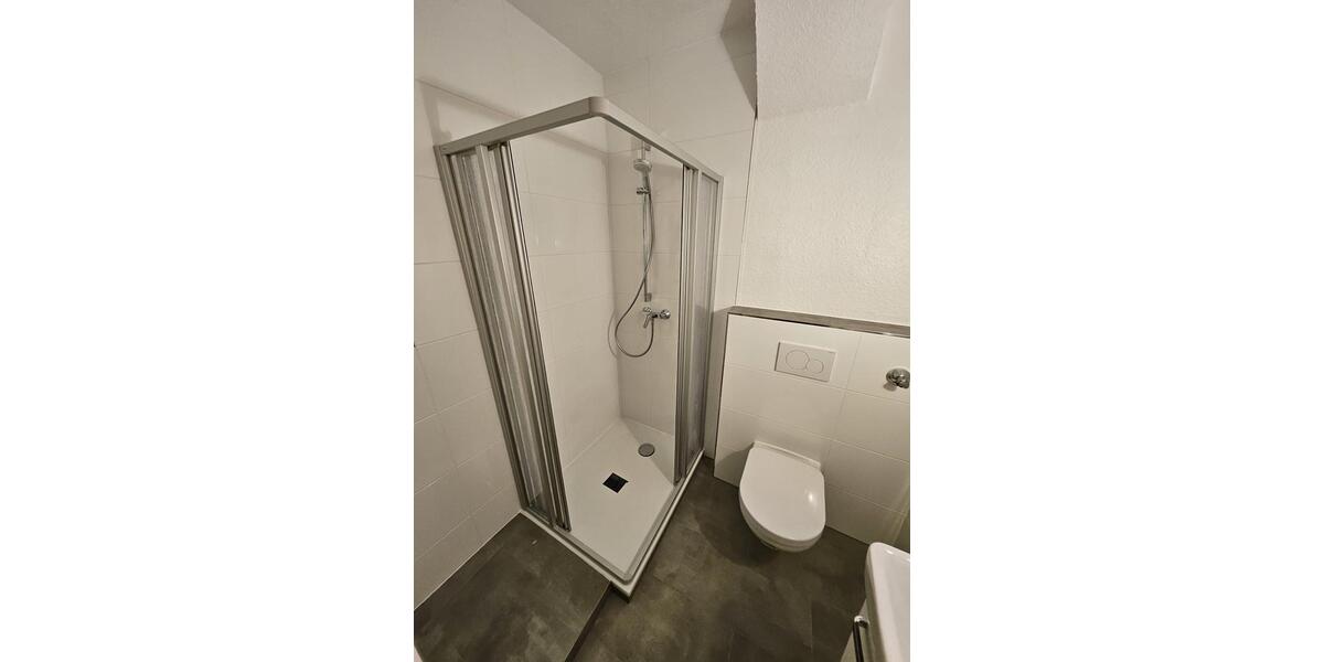 Etagenwohnung Ratingen - 2 Zimmer, 68 m&sup2;, 1.060&euro; | Angebot:27572215