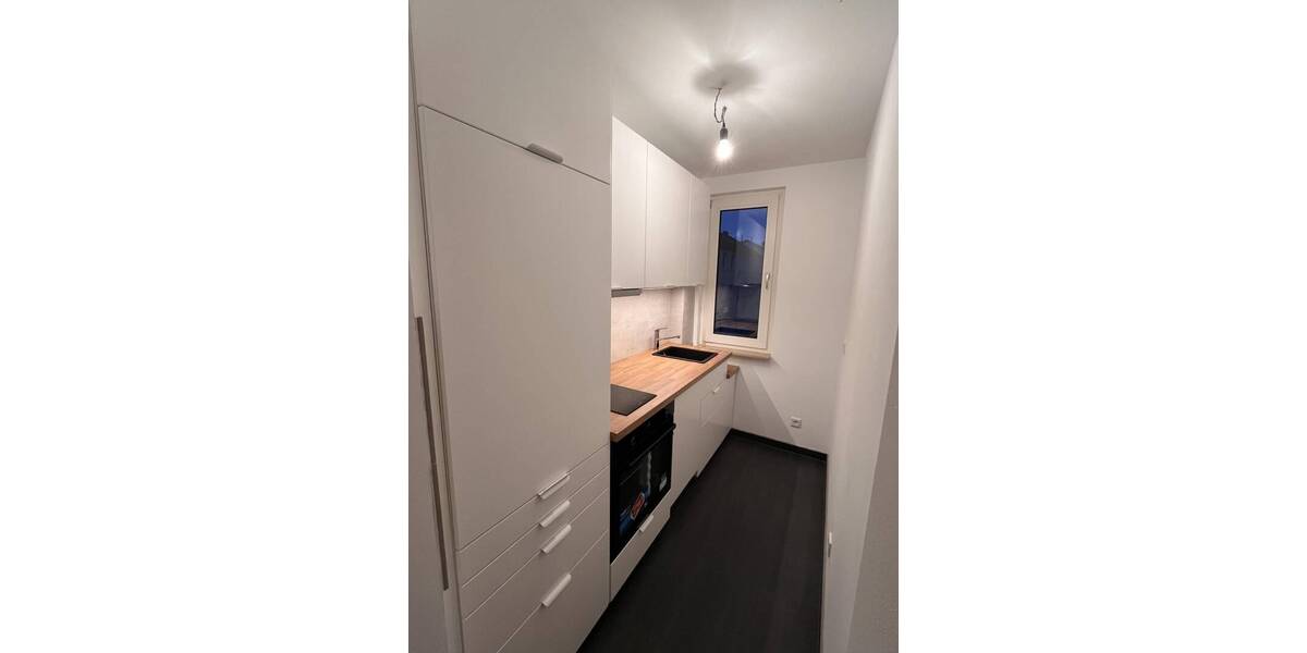 Etagenwohnung Düsseldorf Eller - 2 Zimmer, 54 m&sup2;, 1.050&euro; | Angebot:26795173