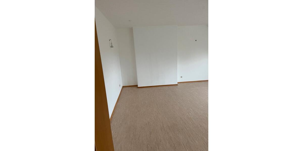 Dachgeschoßwohnung Oberhausen Rothebusch - 3 Zimmer, 92 m&sup2;, 850&euro; | Angebot:26431134