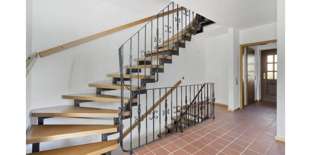 Einfamilienhaus Langenfeld Immigrath - 5 Zimmer, 161 m&sup2;, 629.000&euro; | Angebot:25705750