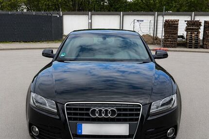 Audi A5 180.000 km 7.950 &euro; Bochum 44866