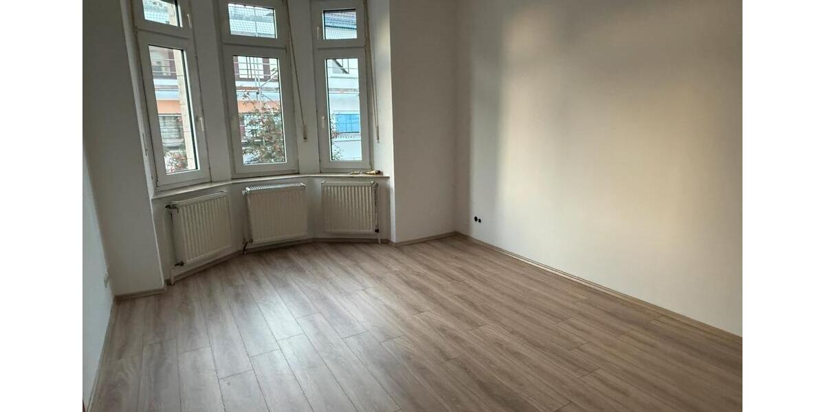 Etagenwohnung Solingen Central - 4 Zimmer, 83 m&sup2;, 1.000&euro; | Angebot:27551977