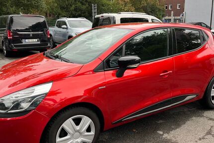 Renault Clio 135.598 km 4.800 &euro; Oberhausen 46045