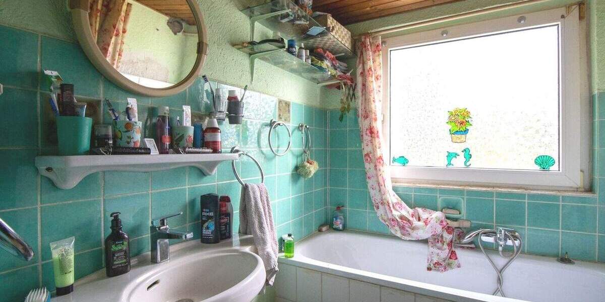 Reihenmittelhaus Neuss Furth-Süd - 5 Zimmer, 117 m&sup2;, 275.000&euro; | Angebot:25743876