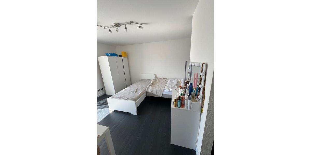Etagenwohnung Bochum Bochum-Südwest - 1 Zimmer, 29 m&sup2;, 450&euro; | Angebot:25834689