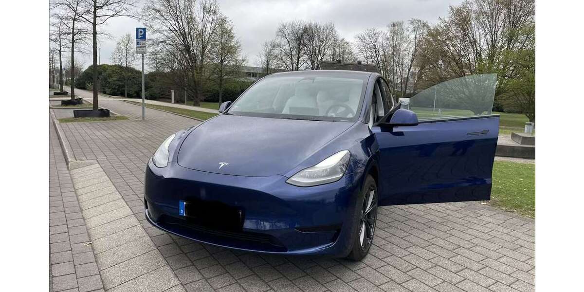 Tesla Model Y 49.000 km 33.500 &euro; Mülheim an der Ruhr 45470