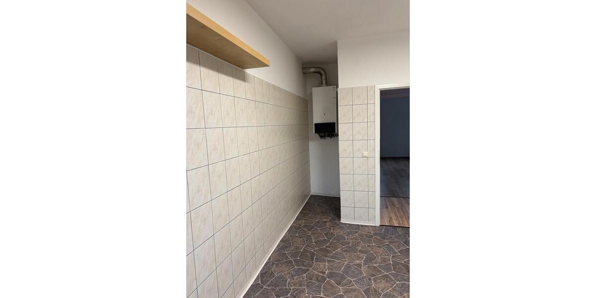 Etagenwohnung Wuppertal Elberfeld - 3 Zimmer, 100 m&sup2;, 680&euro; | Angebot:27570277