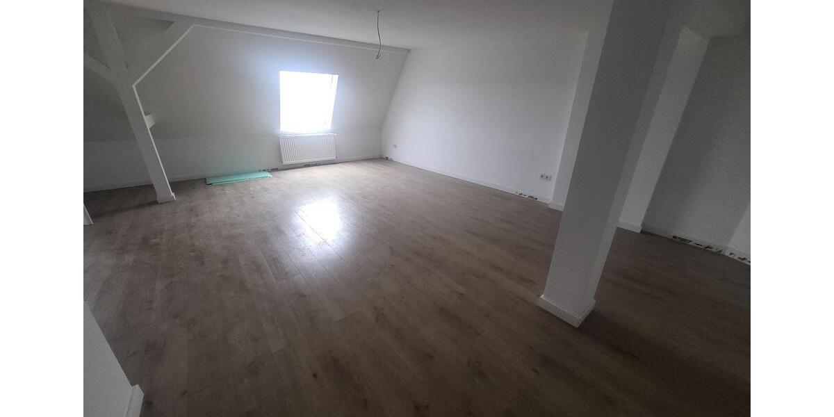Dachgeschoßwohnung Bochum Bochum-Mitte - 1 Zimmer, 50 m&sup2;, 400&euro; | Angebot:24816922