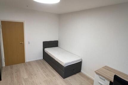 Wohnung Essen Stadtbezirk II - 1 Zimmer, 15 m&sup2;, 450&euro; | Angebot:25962524