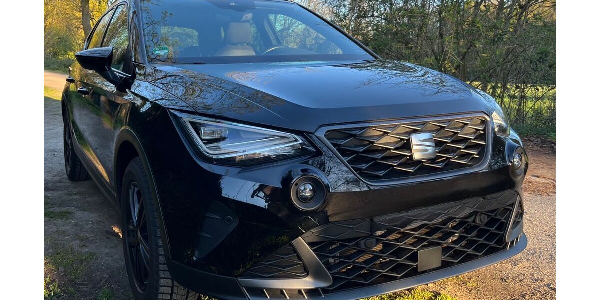 Seat Arona 27.000 km 17.900 &euro; Düsseldorf 40489