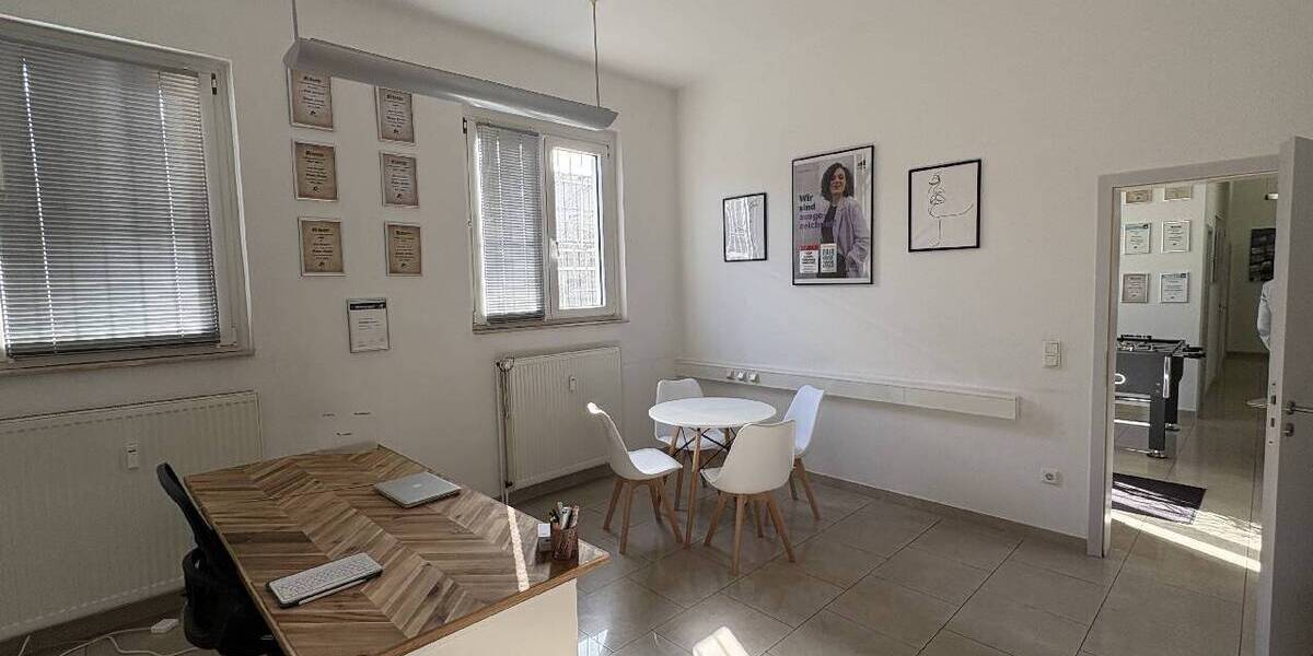 Gewerbeobjekt Wuppertal Elberfeld - 5 Zimmer, 173 m&sup2;, 1.295&euro; | Angebot:26014846