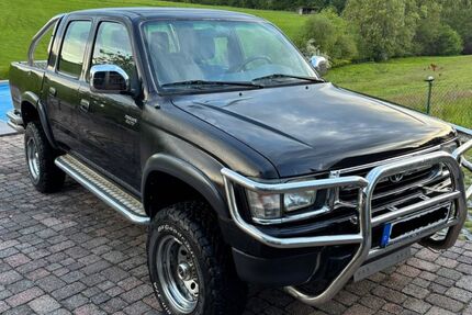 Toyota Hilux 110.000 km 15.500 &euro; Radevormwald 42477