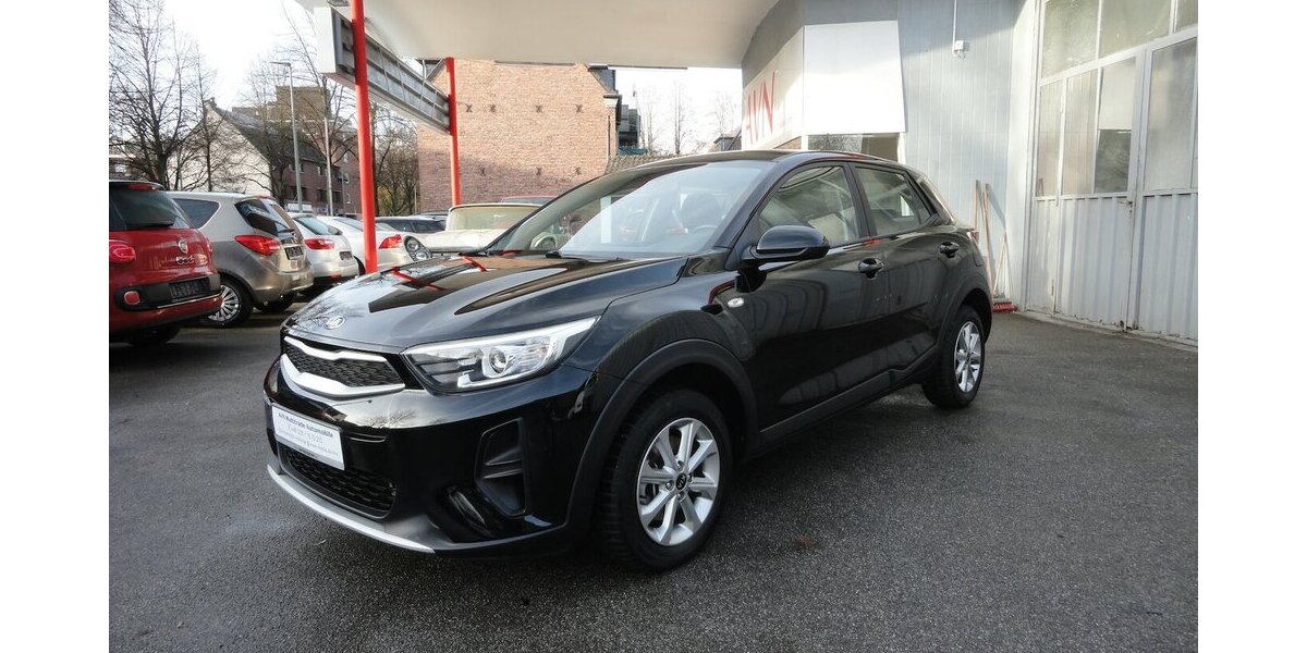 Kia Stonic 1,2 Edition7- Klima SHZ PDC Alu 33Tk,1 Hd 33.000 km 13.999 &euro; Neuss 41462