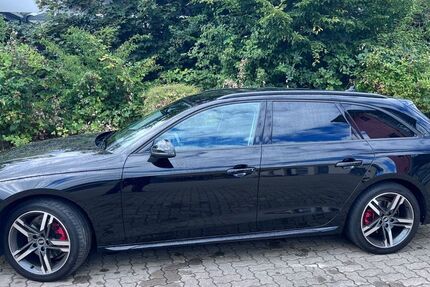 Audi A4 74.000 km 22.999 &euro; Hattingen 45525