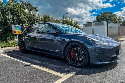 Tesla Model 3 61.790 km 28.900 &euro; Gevelsberg 58285