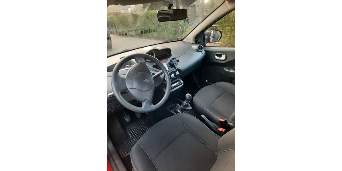 Renault Twingo 156.000 km 2.300 &euro; Duisburg 47228