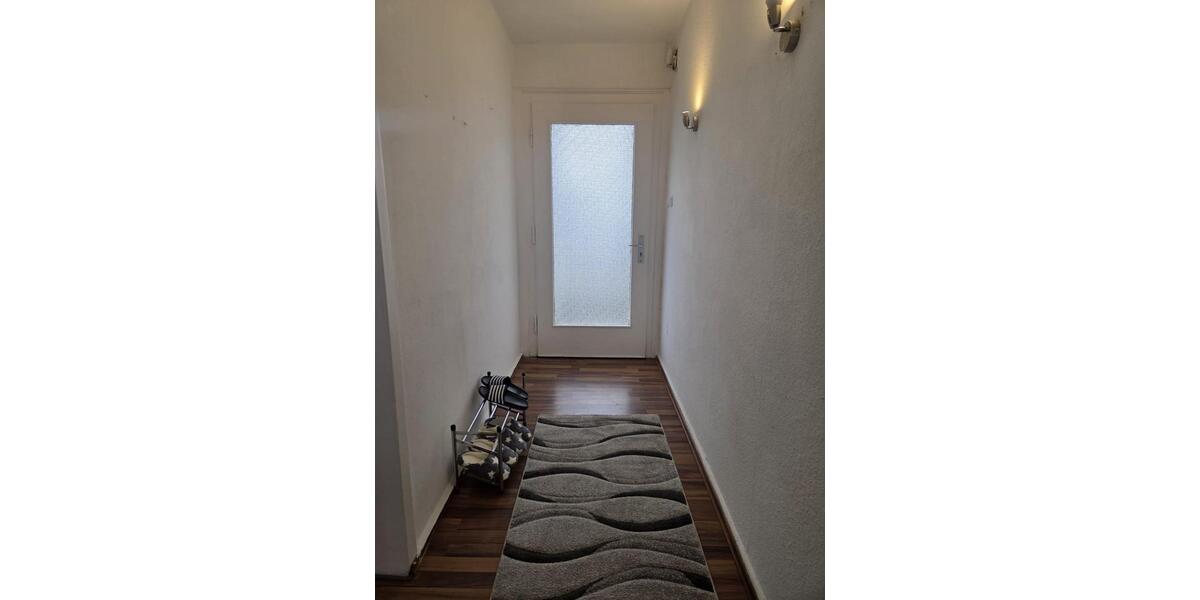 Etagenwohnung Essen Stadtbezirk III - 2 Zimmer, 65 m&sup2;, 1.200&euro; | Angebot:25317703