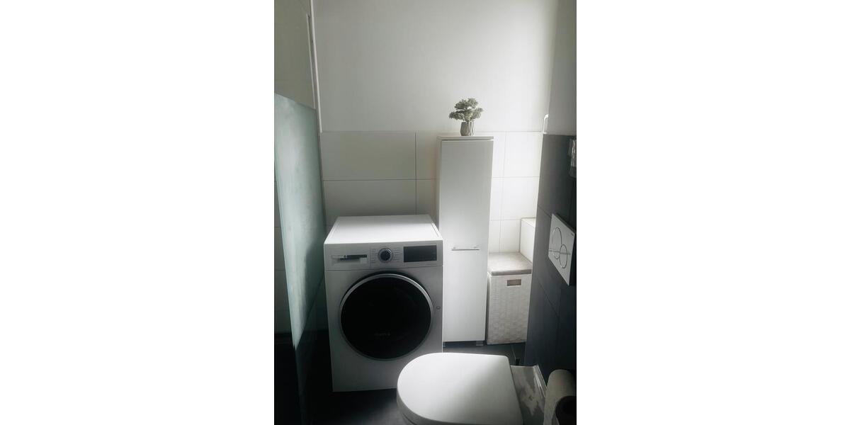 Etagenwohnung Essen Huttrop - 3 Zimmer, 81 m&sup2;, 1.375&euro; | Angebot:25635888