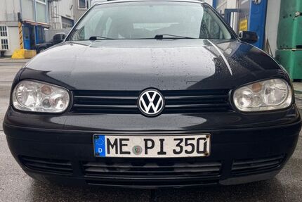 VW Golf 557.831 km 1.850 &euro; Essen 45329