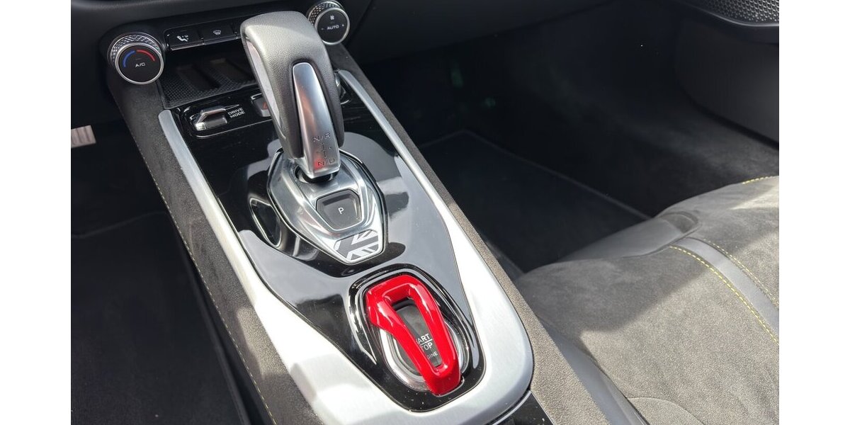 Lotus Emira Limited 1 of 12 Edition DSG Alcantara 7.000 km 61.900 &euro; Wuppertal 42327
