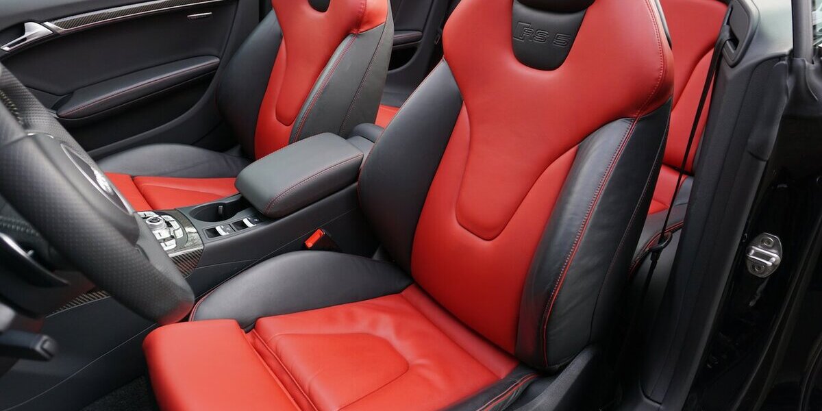 Audi RS5 4.2 quattro B&O MMI 280km/h Carbon Exklusiv 47.641 km 58.900 &euro; Wuppertal 42327