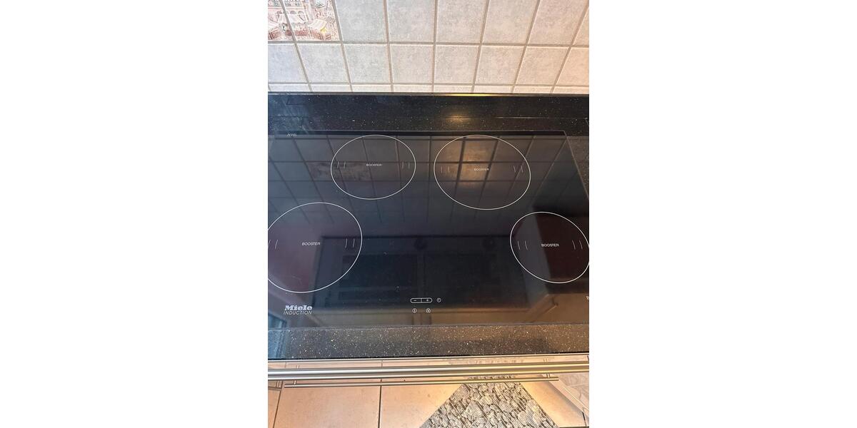 Erdgeschoßwohnung Bottrop - 1 Zimmer, 42 m&sup2;, 690&euro; | Angebot:27540800