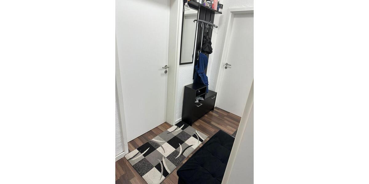 Erdgeschoßwohnung Essen Stadtbezirk III - 3 Zimmer, 67 m&sup2;, 300&euro; | Angebot:25987233