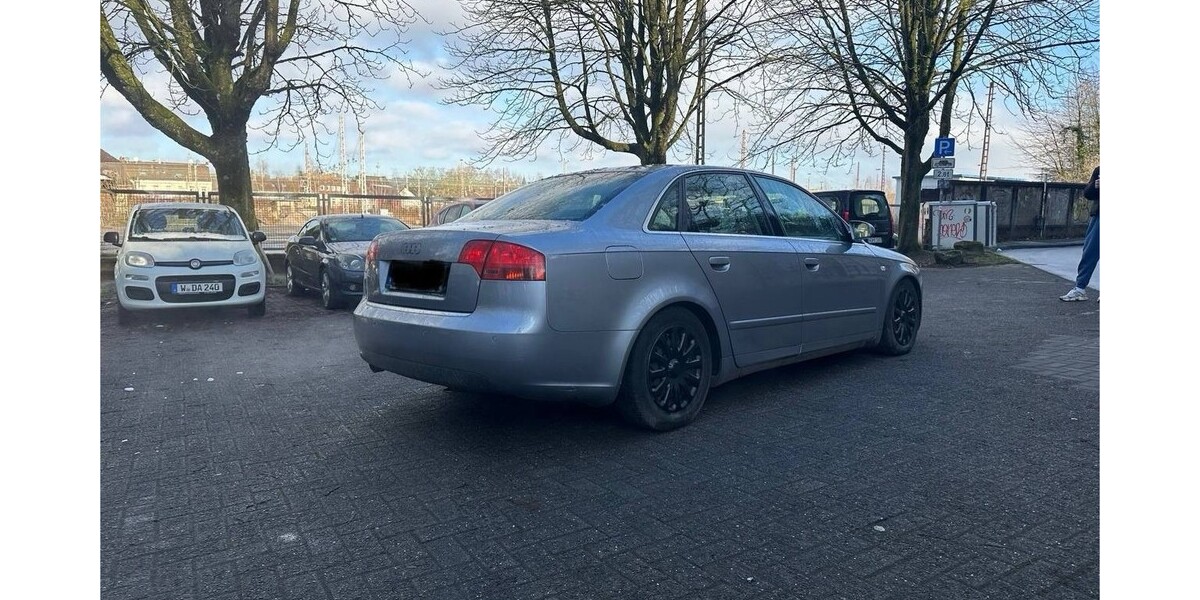 Audi A4 (B7) 230.000 km 2.500 &euro; Wuppertal 42275