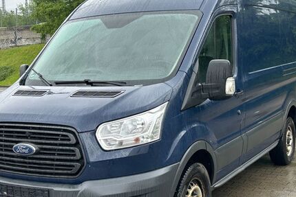 Ford Transit 232.899 km 7.350 &euro; Essen 45139