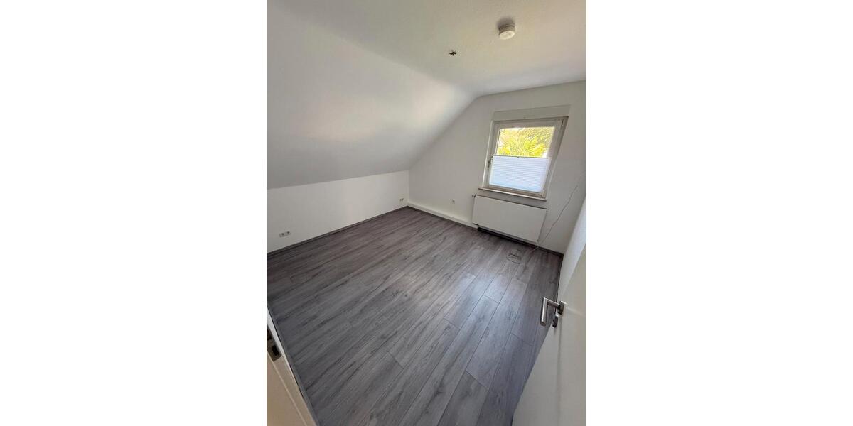 Etagenwohnung Bochum Bochum-Südwest - 3 Zimmer, 67 m&sup2;, 800&euro; | Angebot:27544194