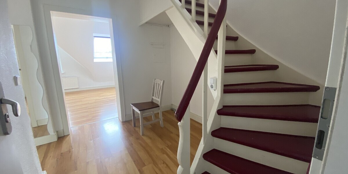 3-Familienhaus in Solingen-Höhscheid zu verkaufen mit einer Rendite von 4,8% (5,4%) - Mehrfamilienhaus, Wohnhaus Solingen Burg | Angebot:25051832