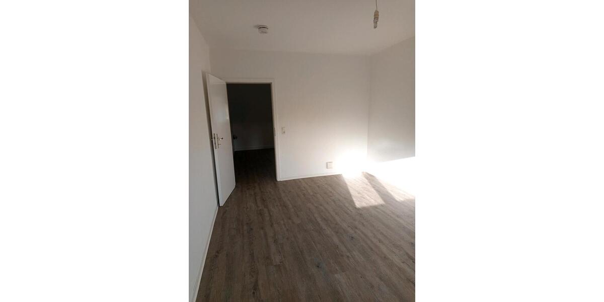 Dachgeschoßwohnung Herne Altenhöfen - 2 Zimmer, 34 m&sup2;, 362&euro; | Angebot:25991597