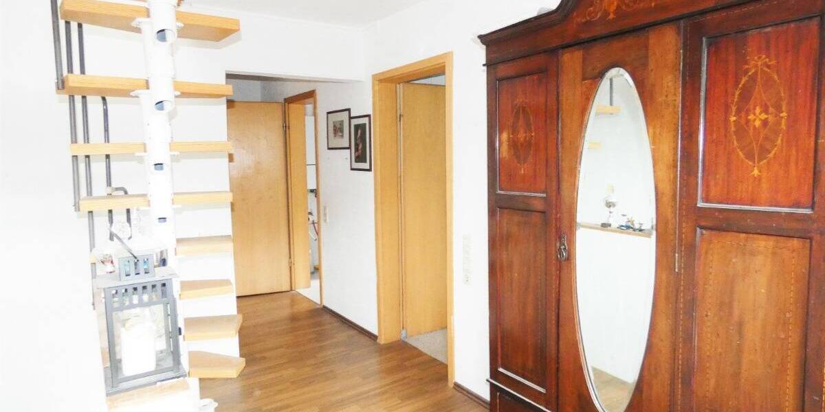 Einfamilienhaus Burscheid - 7 Zimmer, 260 m&sup2;, 529.000&euro; | Angebot:25679995