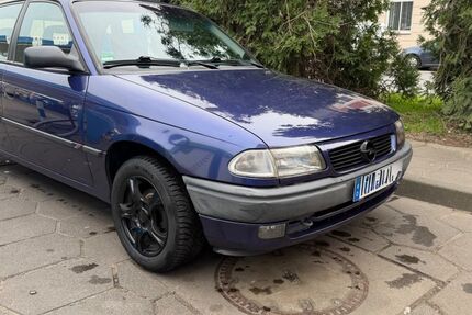Opel Astra 127.000 km 999 &euro; Herten 45699